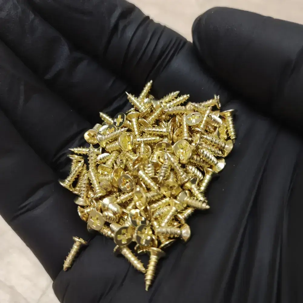 Шуруп - саморез 2,5*8мм декоративный (цвет - золото) - 50 штук