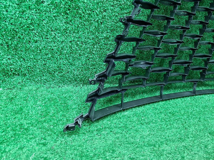 Решетка радиатора Lexus RX 5 (2022-н.в.)