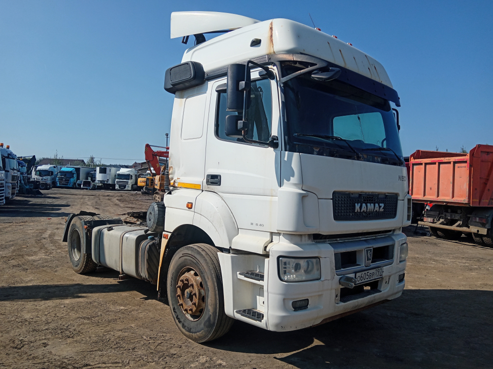 КамАЗ 5490 4x2 Седельный тягач 5490-S5 (Дизельный, 12,0 л, 401 л.с., МТ)