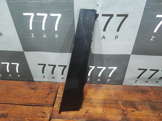 Накладка двери задняя левая Kia Sorento 4 Б/У Оригинал 83250P2000