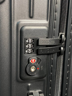 Чемодан Rimowa