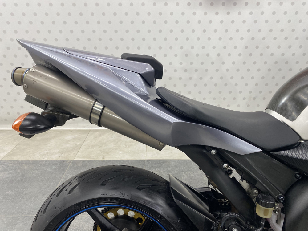 Yamaha YZF-R1 , 2004