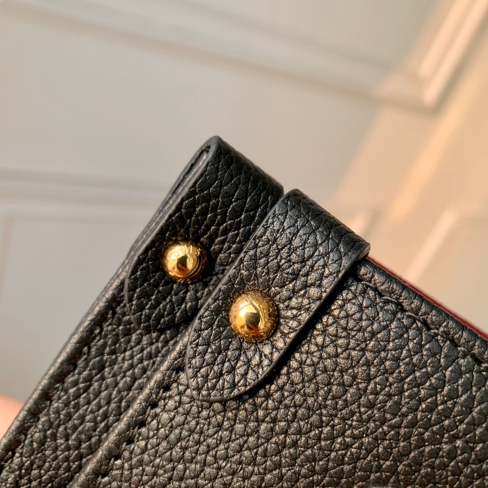 Louis Vuitton OnTheGo GM