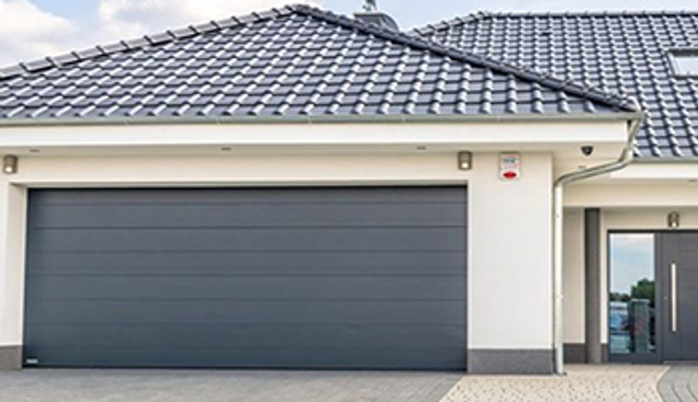 Секционные ворота с умным управлением. Ваша безопасность — под интеллектуальным контролем 24/7