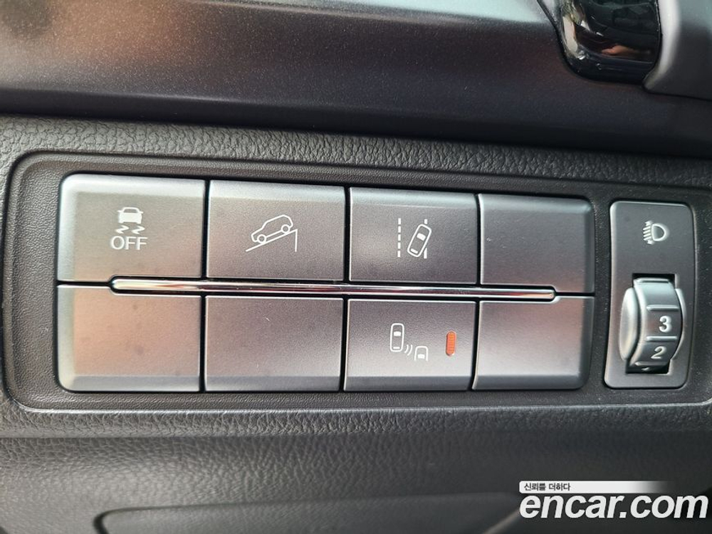 KG Mobility (Ssangyong) Rexton Sports KHAN Дизель 2.2 4WD (09.2020)