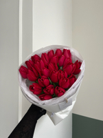 Букет из 25 красных тюльпанов