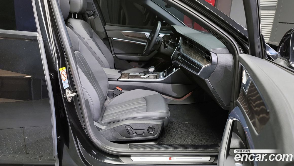 Audi A6 (C8) 45 TFSI Premium (09.2020)