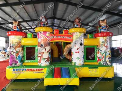 Надувной батут "Лесные друзья", 7*5*4 м