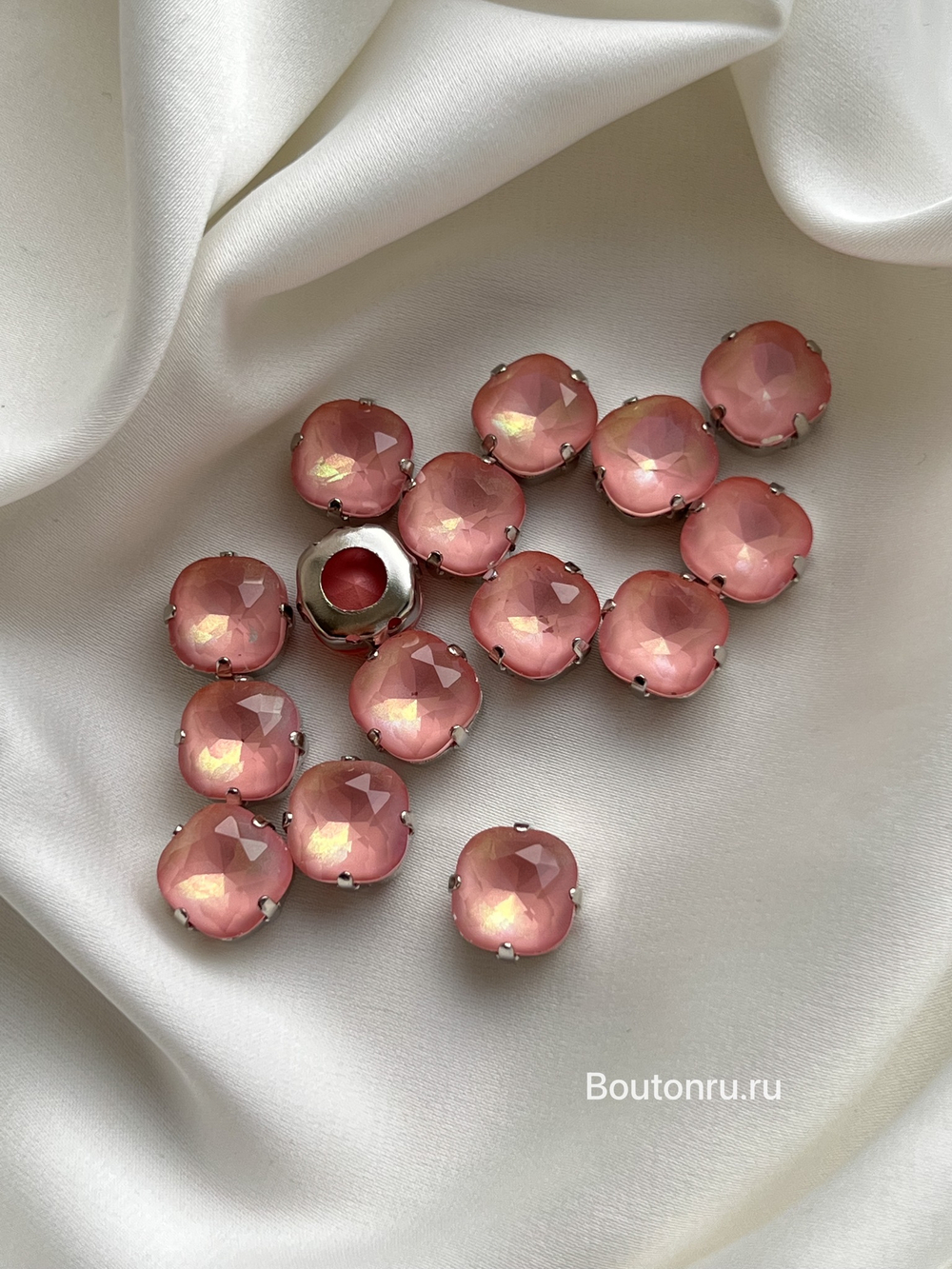 Стразы пришивные мягкий квадрат розовые (пыльная роза) перламутр