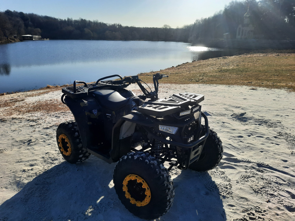 Квадроцикл бензиновый MOTAX GRIZLIK W200