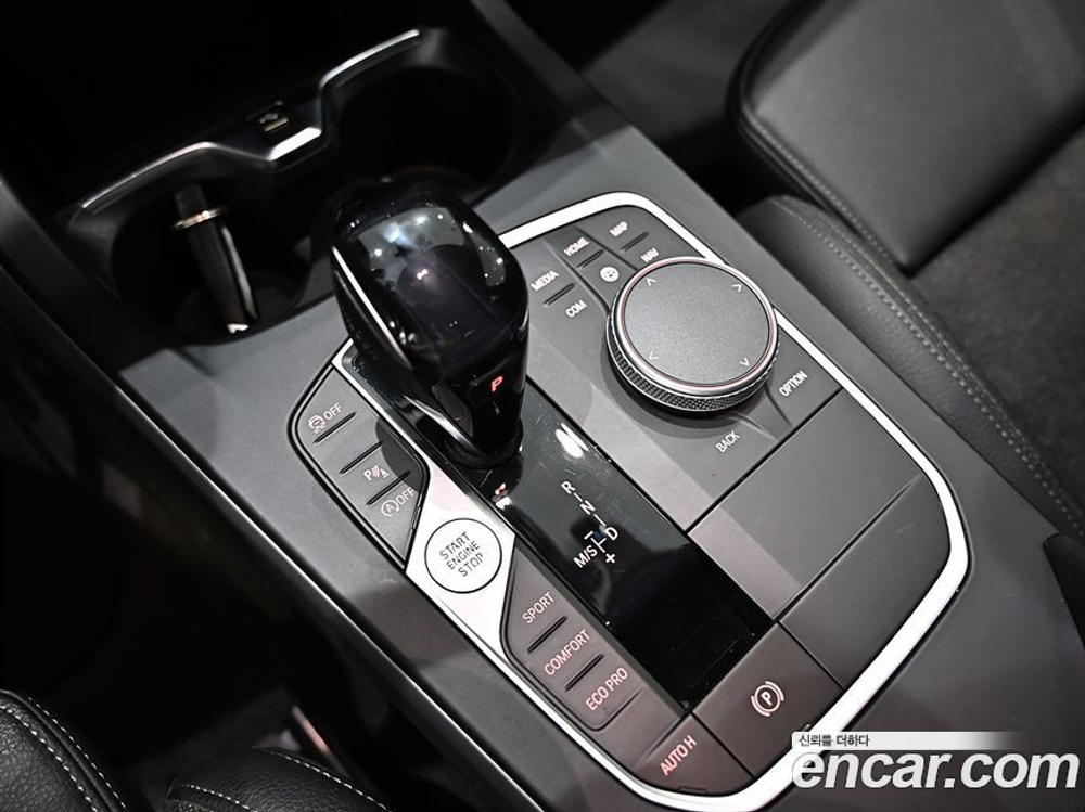 BMW 1 Series (F40) 118d Joy First Editions (06.2020)