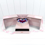 Коробка 21х21х18 см "Сюрприз" деревянная с атласной тканью (Розовый)