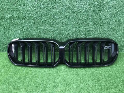 Решетка радиатора BMW M5 F90 (2020-2024)