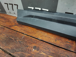 накладка двери передней левой Geely Coolray 19-нв Б/У Оригинал 5075035900