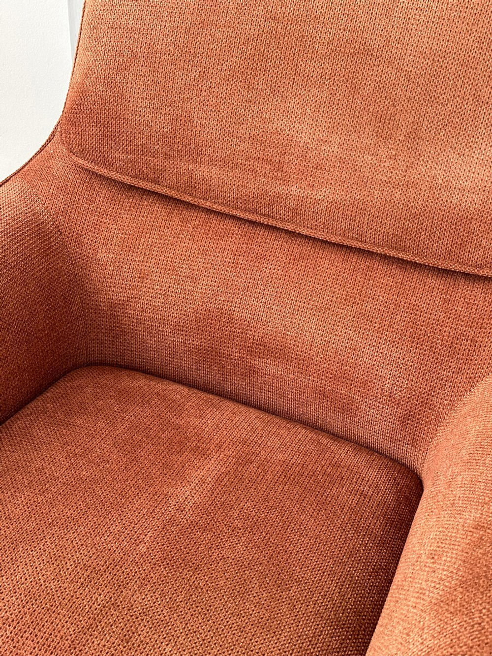 Кресло MAGDA Cato-08 коричневый, ткань / черный каркас, ®DISAUR