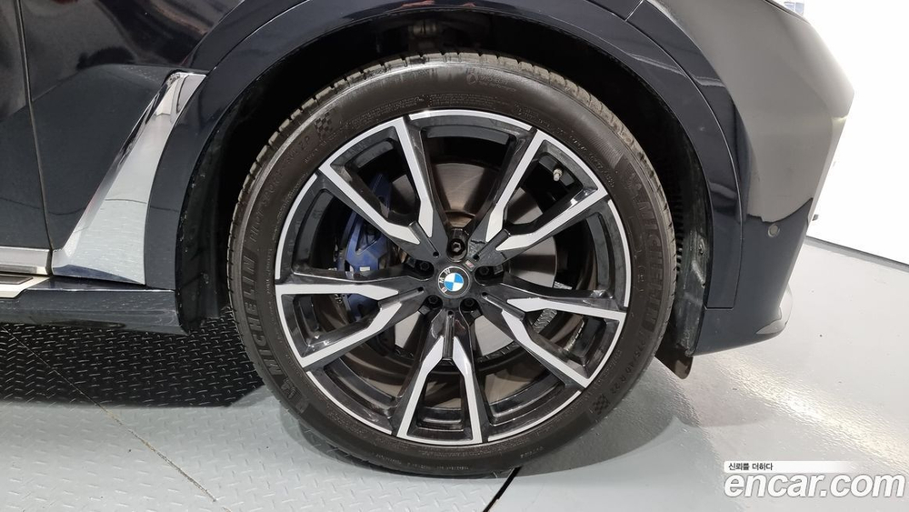 BMW X7 (G07) xDrive 40i M Sports 6-и местный (11.2020)