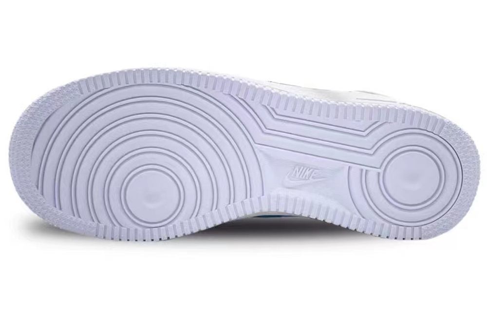 Кроссовки Nike Air Force 1 '07 "Triple White" Wmns (Женская размерная сетка)