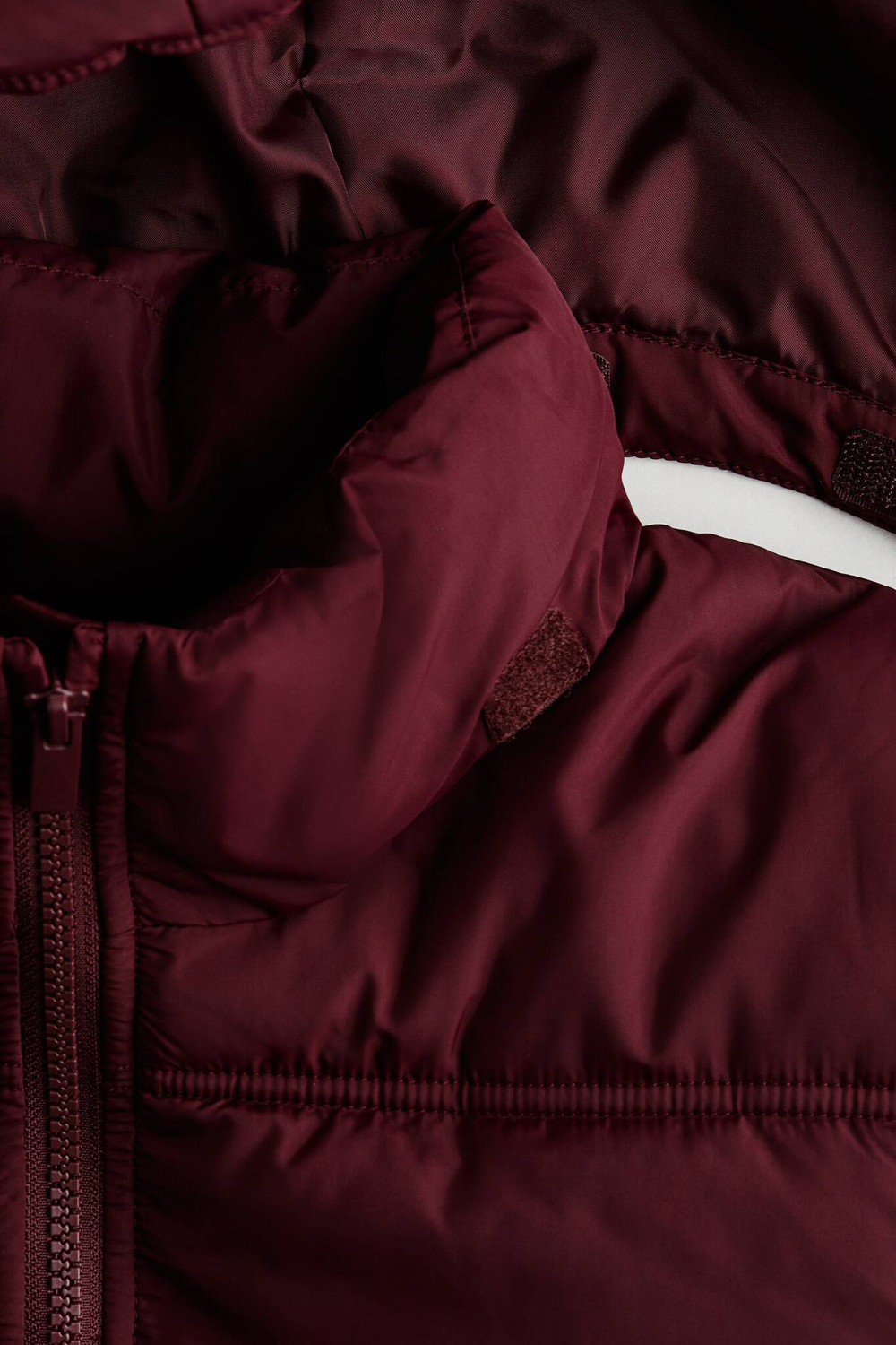 H&M Пуховая куртка с капюшоном, малиновый