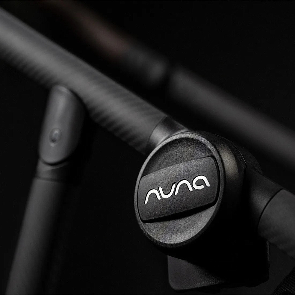Прогулочная коляска Nuna SWIV BMW Umber