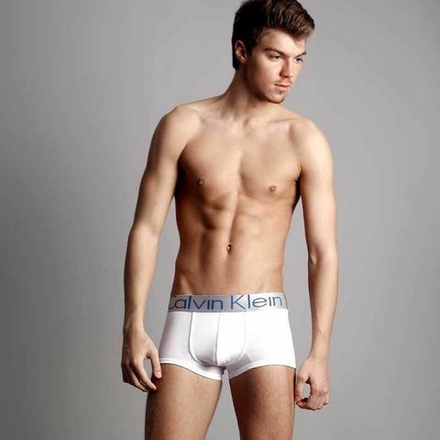 Мужские трусы боксеры Calvin Klein MEN белые с голубыми буквами