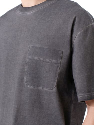 Графитовая футболка Senseera с карманом на груди