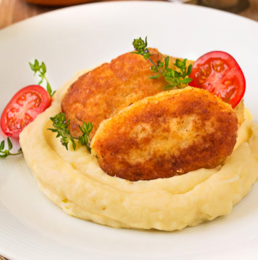 Куриные котлеты с сыром и картофельным пюре, порция 300 гр