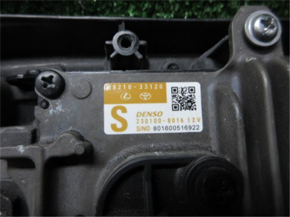 решетка радиатора Toyota Corolla ZWE211 214 2022