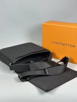 Сумка-мессенджер Louis Vuitton, арт. 477747777