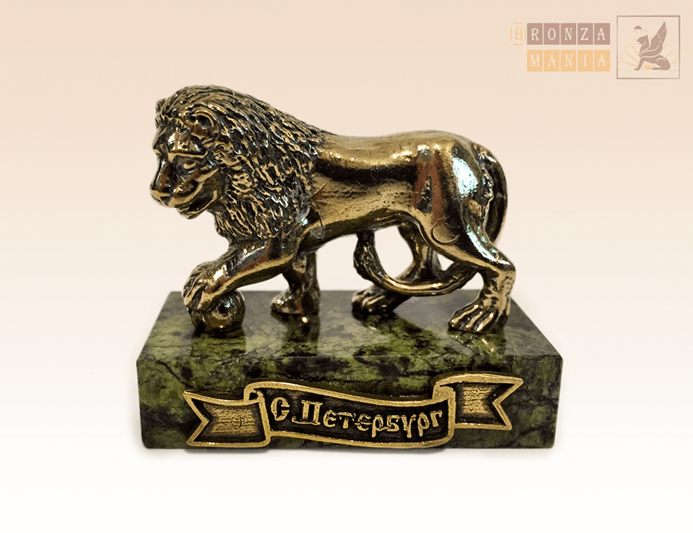 фигурка Лев с шаром малый на змеевике