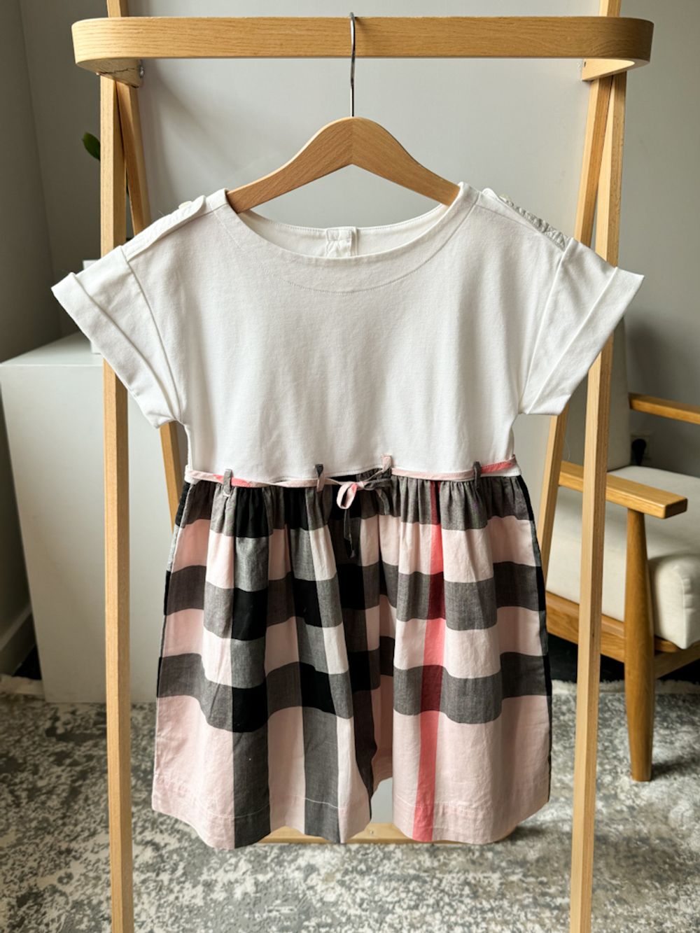 Хлопковое платье Burberry, 128