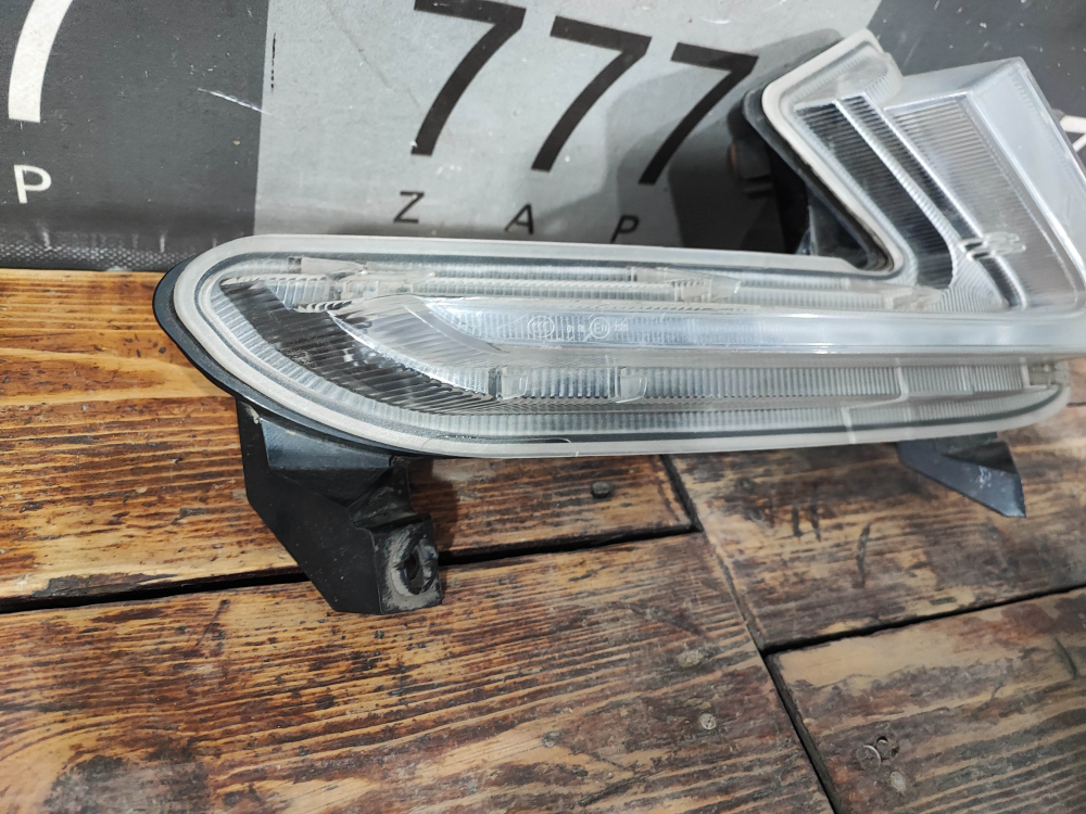 ДХО правый Kaiyi E5 21-нв Б/У Оригинал 605000474AA