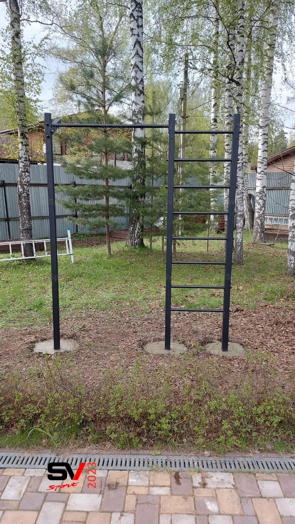 Монтаж уличной шведской стенки Sv Sport (3 вертикальных столба)