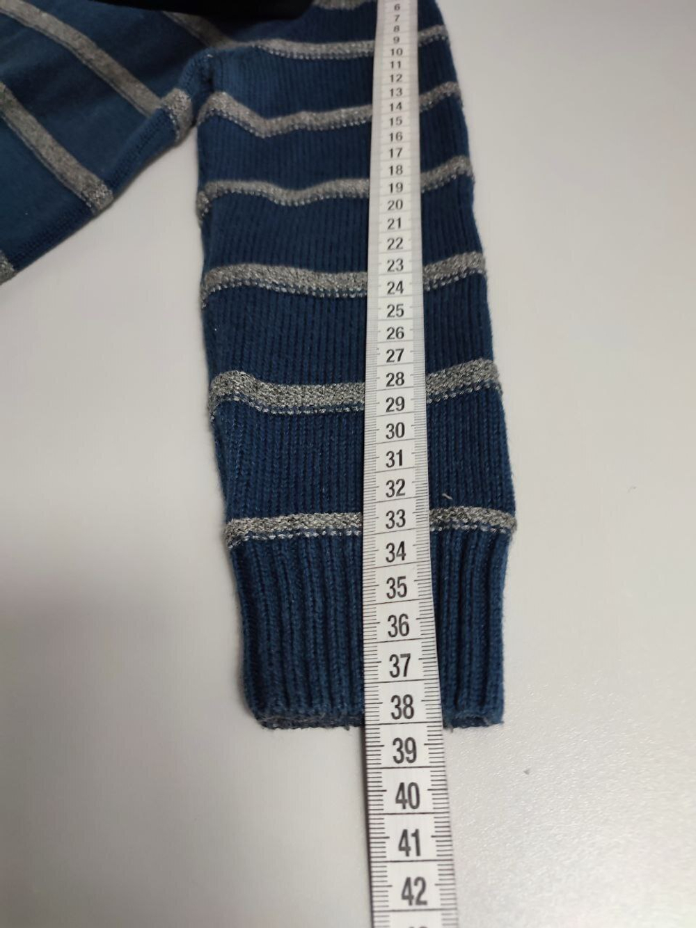 Джемпер Barkito в полоску на 5 лет.