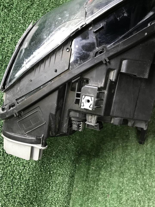 Битая Фара левая VW Teramont (2021-н.в.) LED
