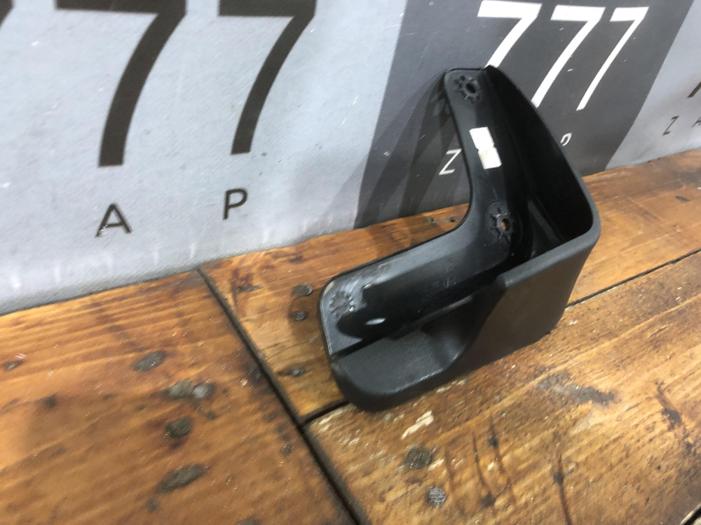 Брызговик задний правый Hyundai Creta 1 (GS) 16-21 Б/У Оригинал 86842M0100