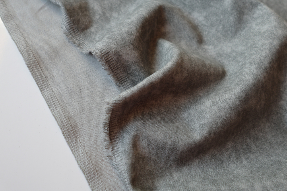 СЕРЫЙ - Хлопок твил ВАРЕНКА с ВЕЛЮР-ЭФФЕКТОМ (1362 Евгения)