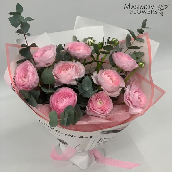 Как продлить жизнь срезанным цветам в вазе: простые советы от флористов