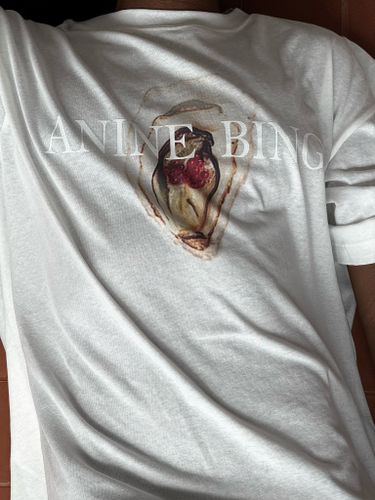 Белая хлопковая футболка с устрицей