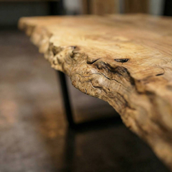 Эксклюзивный стол «Природный минимализм»