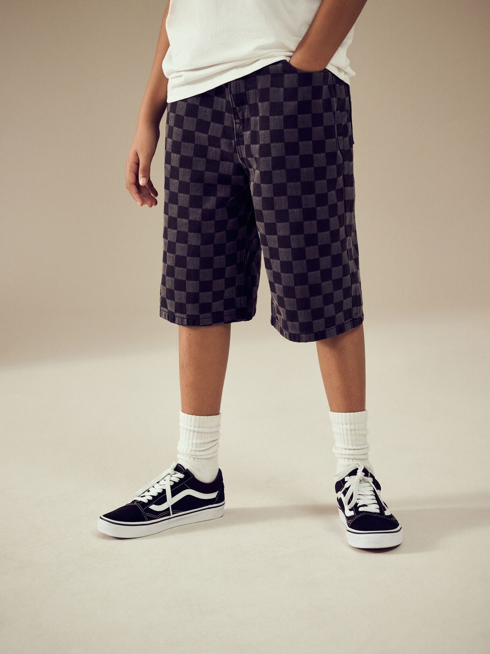 Шорты джинсовые для мальчика Next AC5-650, Черный