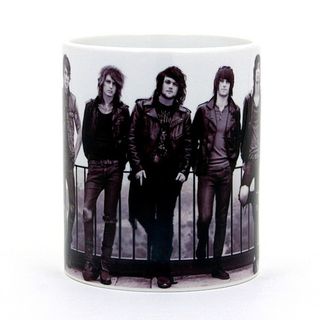 Кружка Asking Alexandria группа на мосту (494)