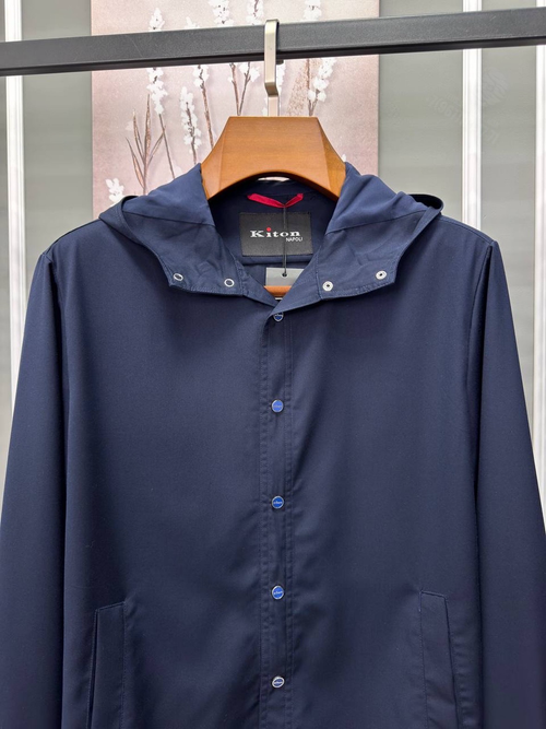 Рубашка с капюшоном Kiton