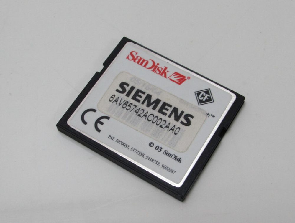 SIEMENS 6AV6742-AC00-2AA0