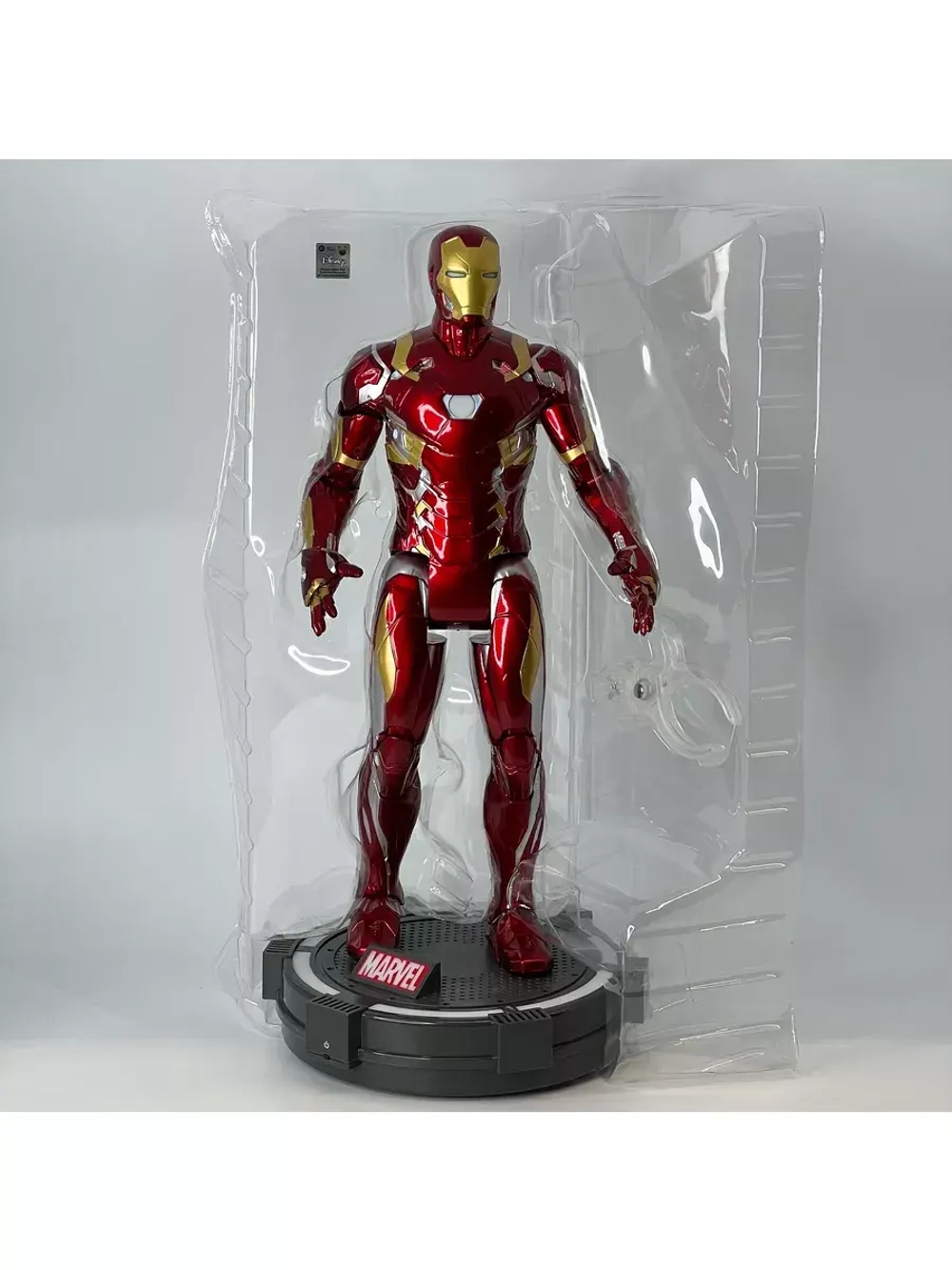 Фигурка Железный человек Marvel ZD Toys 1607-02 свет