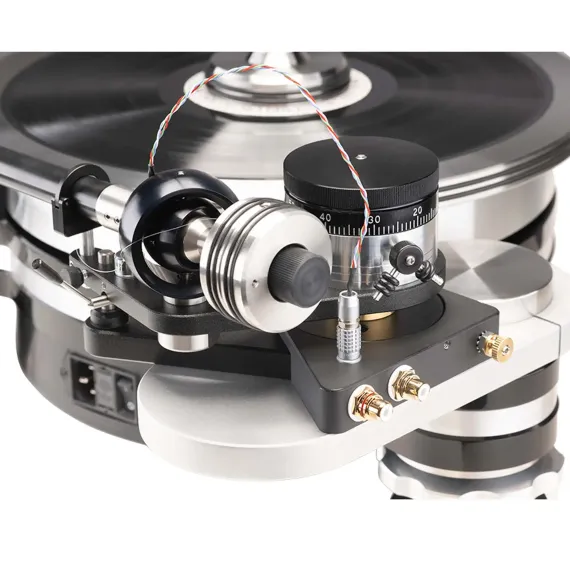 VPI Avenger Direct