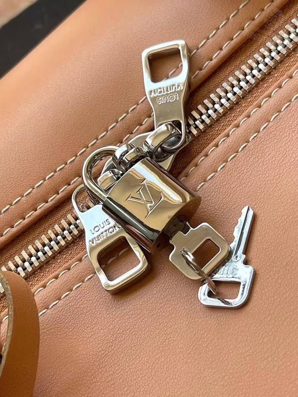 Дорожная сумка Louis Vuitton Keepall 50