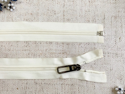 Молния спираль, Т7, L 77 см, айвори