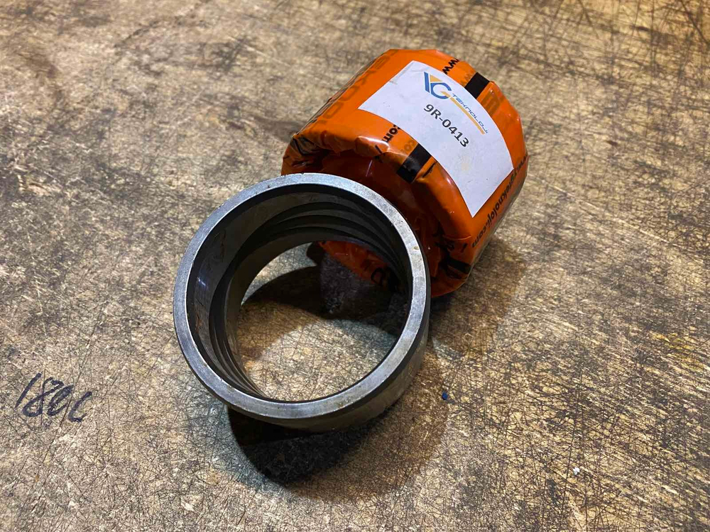 Втулка 9R-0413