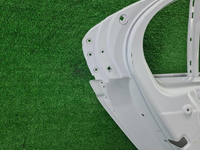 Дверь задняя левая Jaguar XE (2015-н.в.)