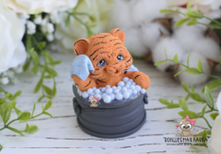 Силиконовая форма Тигр купается